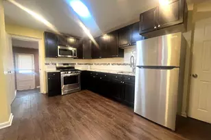 1109 W Silver St, Philadelphia, PA 19133 - Photo 10