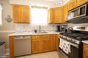 3827 Kirkwood Rd, Philadelphia, PA 19114 - Photo 16