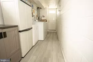 3827 Kirkwood Rd, Philadelphia, PA 19114 - Photo 36