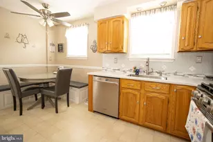 3827 Kirkwood Rd, Philadelphia, PA 19114 - Photo 18