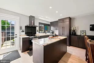430 Brown St, Philadelphia, PA 19123 - Photo 8