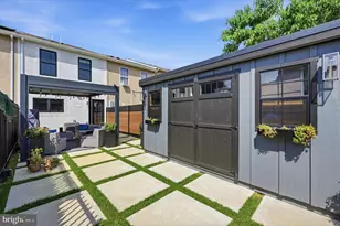 430 Brown St, Philadelphia, PA 19123 - Photo 24