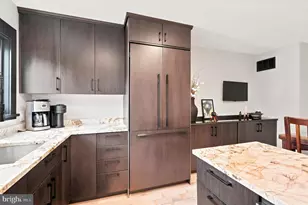 430 Brown St, Philadelphia, PA 19123 - Photo 6
