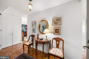 604 S Washington Square, Philadelphia, PA 19106 - Photo 2