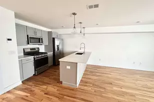 402 N Front St, Philadelphia, PA 19123 - Photo 2
