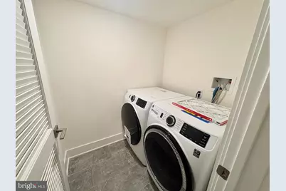 402 N Front Street #4, Philadelphia, PA 19123 - Photo 16