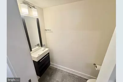 402 N Front Street #4, Philadelphia, PA 19123 - Photo 18