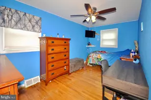 2819 Shelly Rd, Philadelphia, PA 19152 - Photo 22