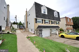 2819 Shelly Rd, Philadelphia, PA 19152 - Photo 2