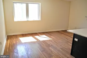 934 S 5th St, Philadelphia, PA 19147 - Photo 6