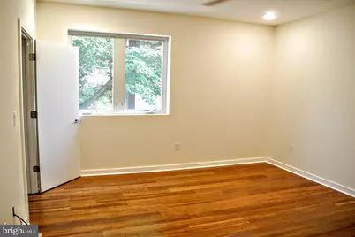 934 S 5th Street #UNIT B2, Philadelphia, PA 19147 - Photo 2