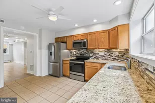 1907 S Camac St, Philadelphia, PA 19148 - Photo 10