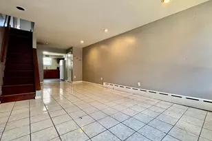 913 Dudley St, Philadelphia, PA 19148 - Photo 2
