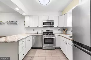 908 Greenwich St, Philadelphia, PA 19147 - Photo 10