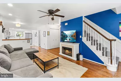 908 Greenwich Street, Philadelphia, PA 19147 - Photo 2