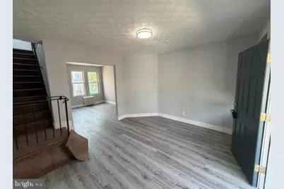 182 W Raymond Street, Philadelphia, PA 19140 - Photo 4