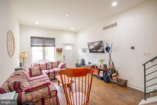 1441 S Bouvier St, Philadelphia, PA 19146 - Photo 4