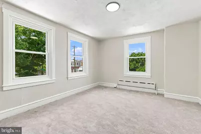 2501 S Dewey Street, Philadelphia, PA 19142 - Photo 12