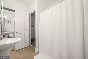 468 E Walnut Ln, Philadelphia, PA 19144 - Photo 14