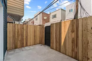 1809 S Chadwick St, Philadelphia, PA 19145 - Photo 22