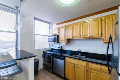 1939 Chestnut Street #UNIT 3B, Philadelphia, PA 19103 - Photo 6