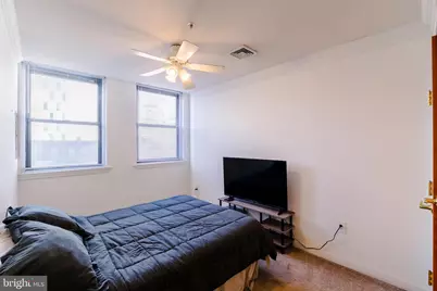 1939 Chestnut Street #UNIT 3B, Philadelphia, PA 19103 - Photo 10