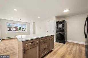 636 Arthur St, Philadelphia, PA 19111 - Photo 16