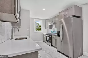5638 Malcolm St, Philadelphia, PA 19143 - Photo 18