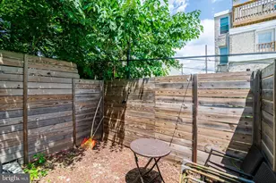 2531 E Gordon St, Philadelphia, PA 19125 - Photo 8