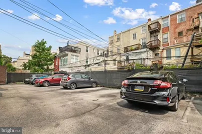 1613 Green Street #1, Philadelphia, PA 19130 - Photo 12
