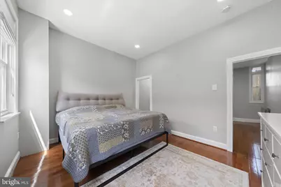 1831 S 10th Street, Philadelphia, PA 19148 - Photo 16