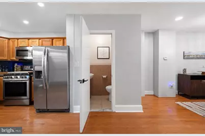 1831 S 10th Street, Philadelphia, PA 19148 - Photo 10