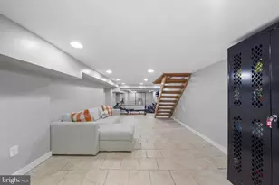 1831 S 10th St, Philadelphia, PA 19148 - Photo 26