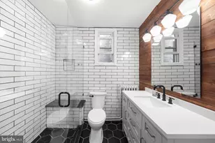 1831 S 10th St, Philadelphia, PA 19148 - Photo 22