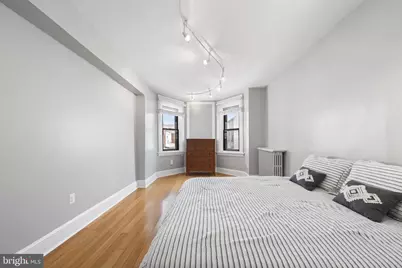 1831 S 10th Street, Philadelphia, PA 19148 - Photo 18