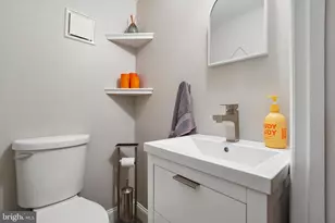 3447 Aubrey Ave, Philadelphia, PA 19114 - Photo 14