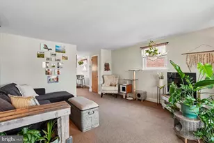 3447 Aubrey Ave, Philadelphia, PA 19114 - Photo 4