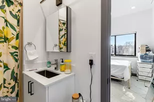 1935 E Hazzard St, Philadelphia, PA 19125 - Photo 12