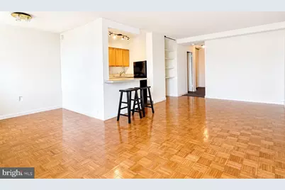604 S Washington Square #2406, Philadelphia, PA 19106 - Photo 1