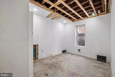 1613 W Erie Avenue, Philadelphia, PA 19140 - Photo 10