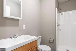 1811 Bouvier St, Philadelphia, PA 19121 - Photo 18