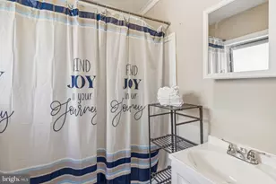 2203 Ellsworth St, Philadelphia, PA 19146 - Photo 6