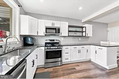 4253 Houghton Street, Philadelphia, PA 19128 - Photo 12