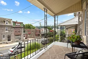 160 Shurs Ln, Philadelphia, PA 19127 - Photo 2