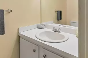 214 N 22nd St, Philadelphia, PA 19103 - Photo 10