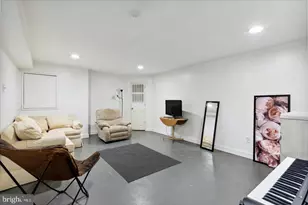 1824 W Norris St, Philadelphia, PA 19121 - Photo 10