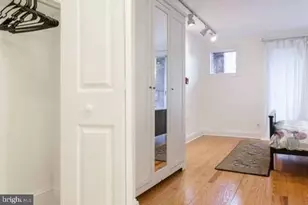 128 Pemberton St, Philadelphia, PA 19147 - Photo 8