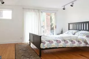 128 Pemberton St, Philadelphia, PA 19147 - Photo 6