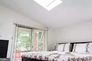 128 Pemberton St, Philadelphia, PA 19147 - Photo 28