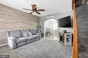 2739 Alresford St, Philadelphia, PA 19137 - Photo 2